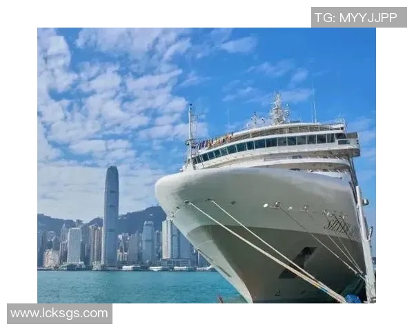 海港城足球的崛起与发展探索：从青训到职业联赛的全景分析